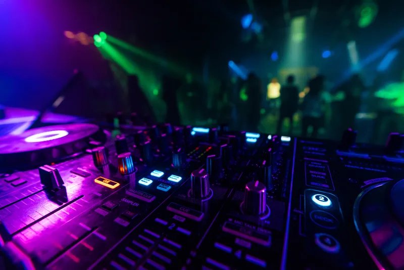 Profi-Mischpult an einem Karaoke-Event